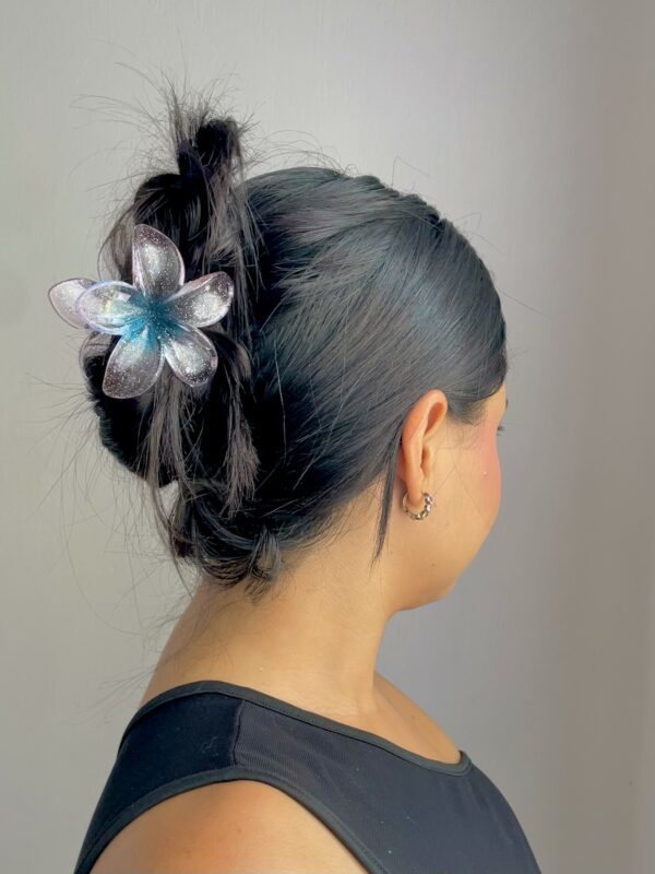 Pinza hawaiana con glitter - Image 3