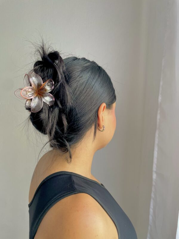Pinza hawaiana con glitter - Image 5