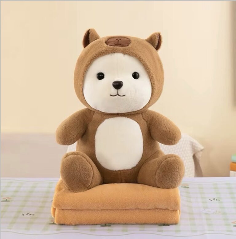 Peluche con pijama capybara